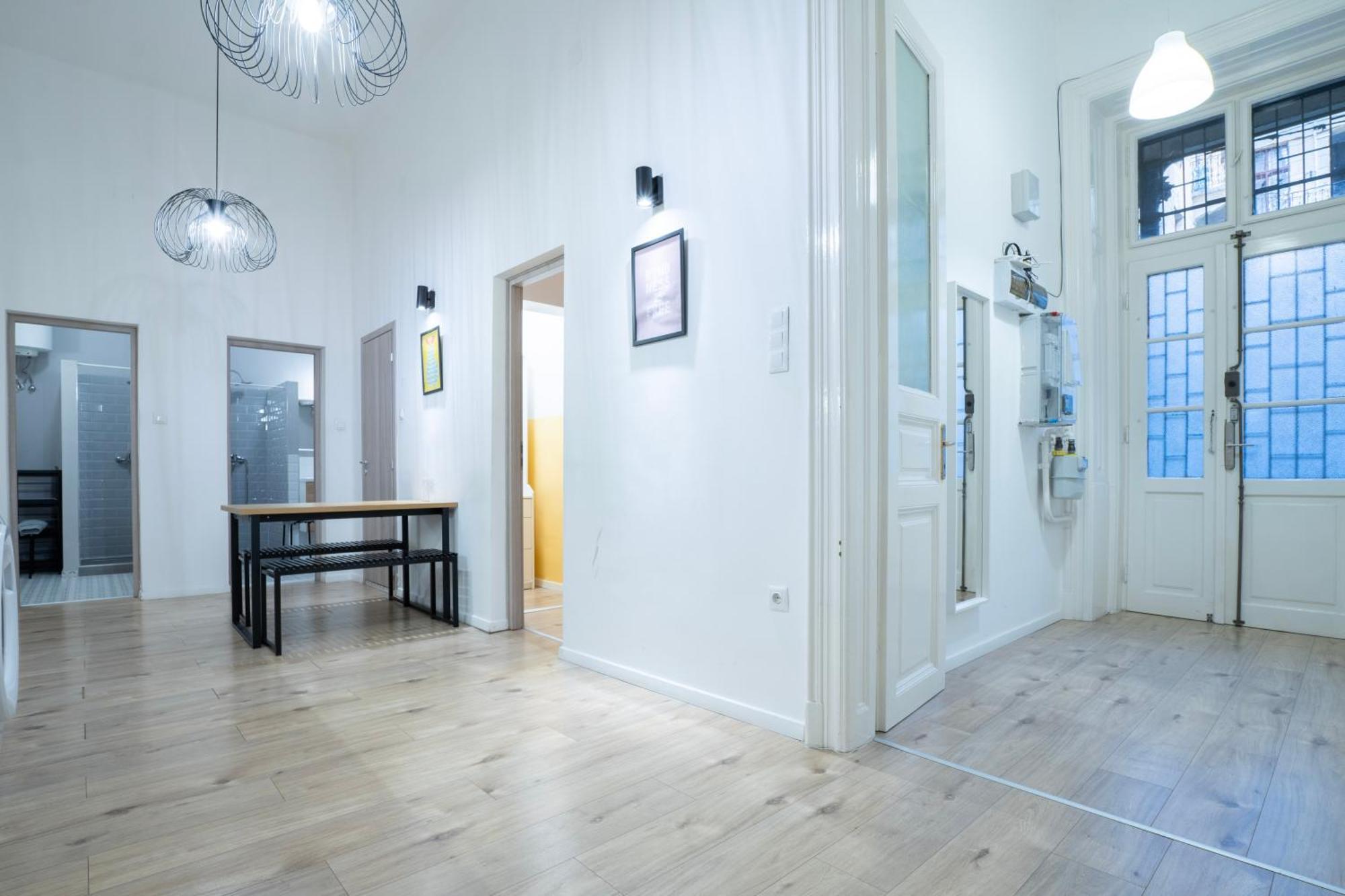 4-Bedroom Comfort Apartment In The Citycenter F38 Budapest Exterior foto